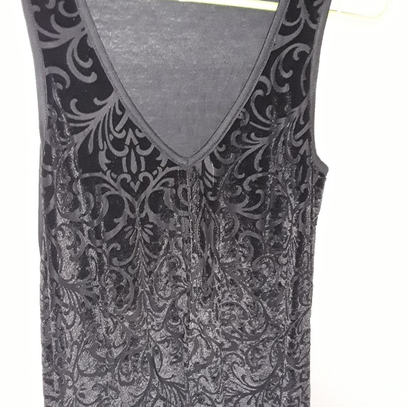 Tank - Picture 4 of 4